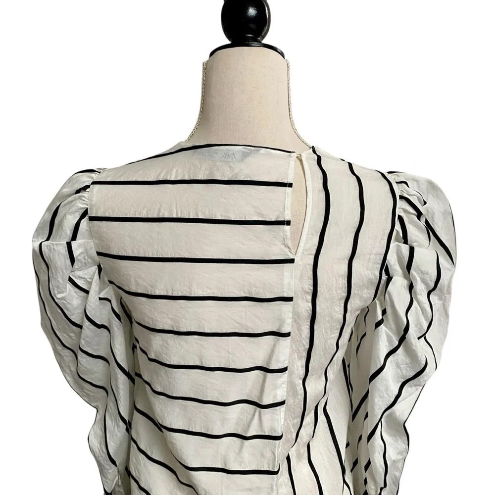 Zara Black White Striped Puff Sleeve Top XS Asymmetric Back